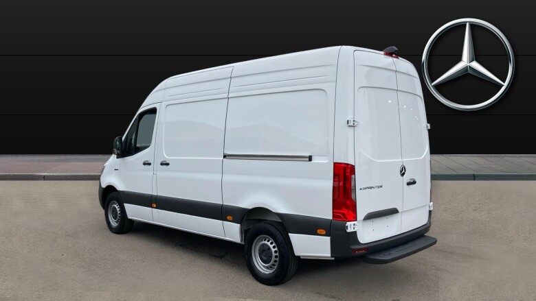 Mercedes-Benz Sprinter E314 L2 Electric Rwd 100kW 81kWh Pro Van Auto